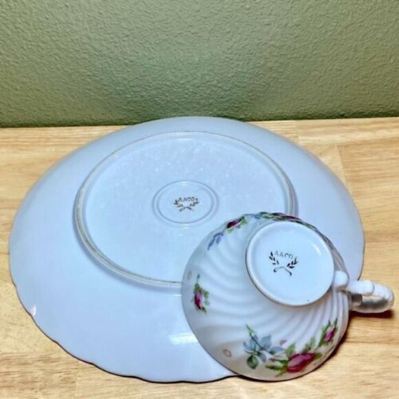 Bone China • Tea Cup & Snack Tray • Pink Purple Green • Gold Trim • Marked AACO - Picture 9 of 12